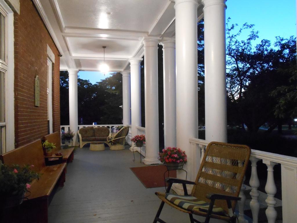 Inn At The Agora Lewiston Ngoại thất bức ảnh